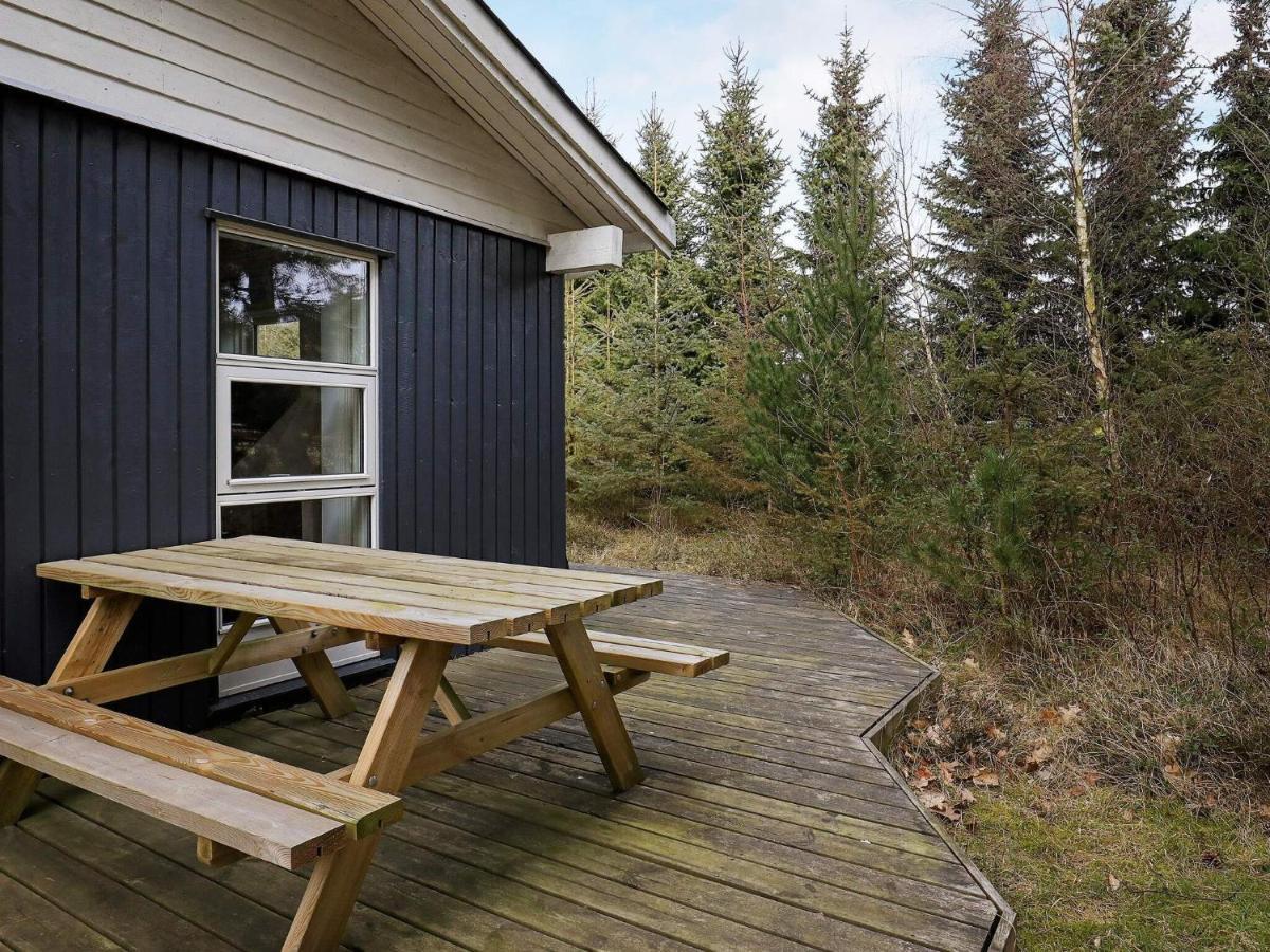Three-Bedroom Holiday Home In Vaeggerlose 6 Boto By Room photo